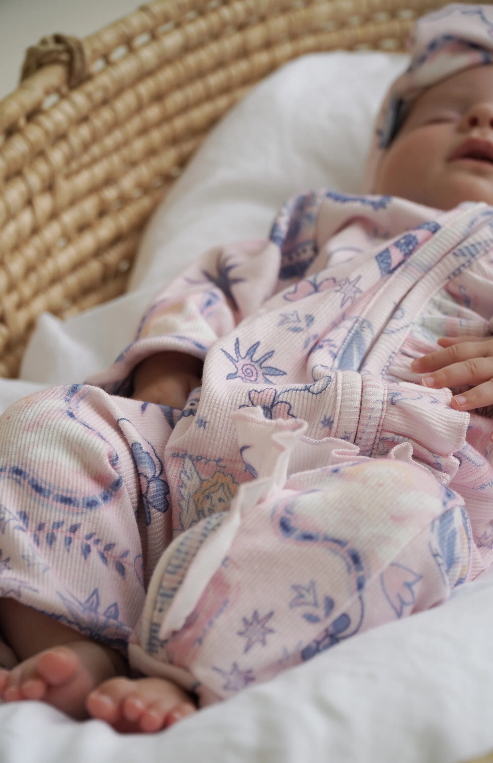 AMORETTE PINK GROWSUIT - Image 8