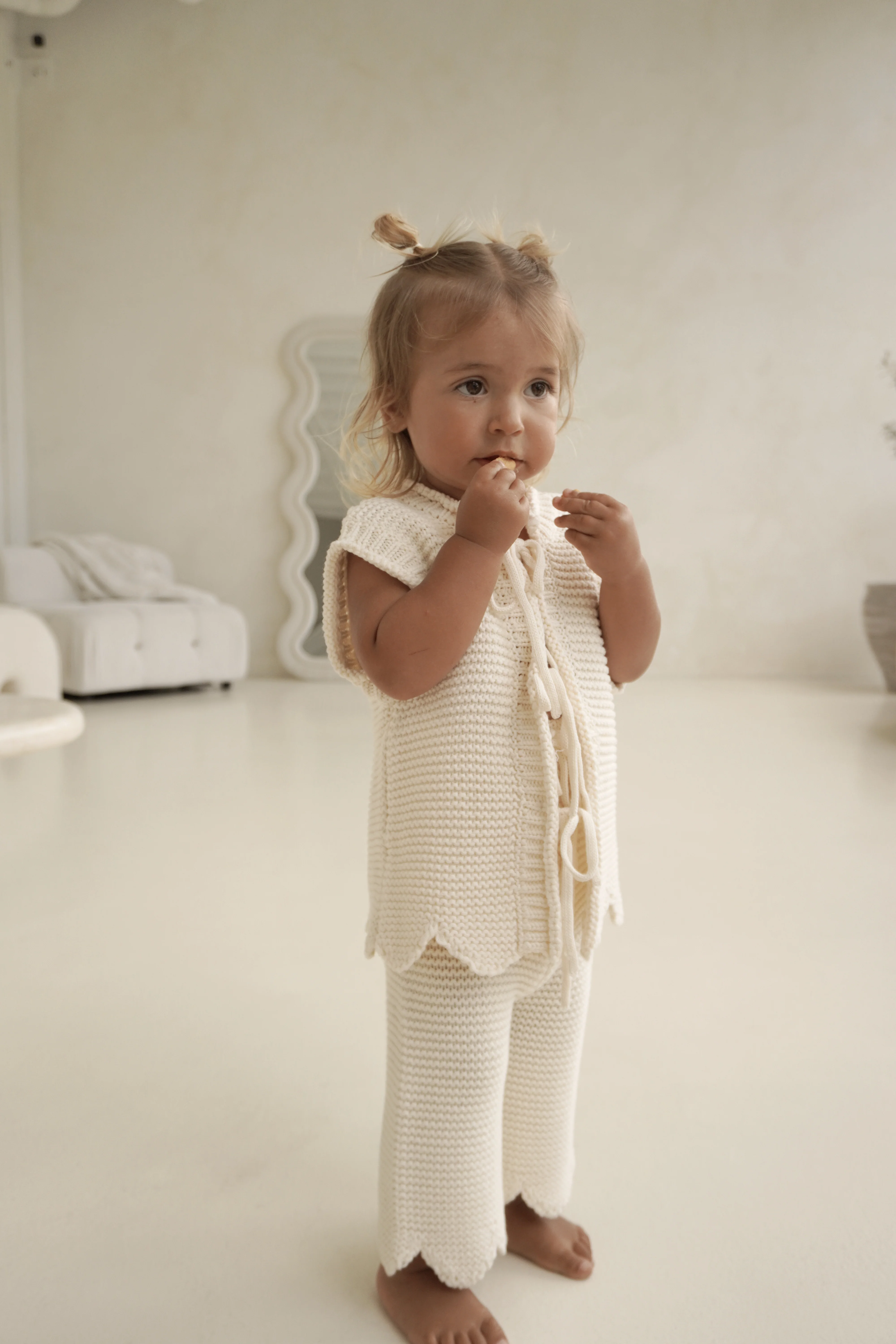 AUDREY FRONT TIE VEST TOP - CREAM - Image 2