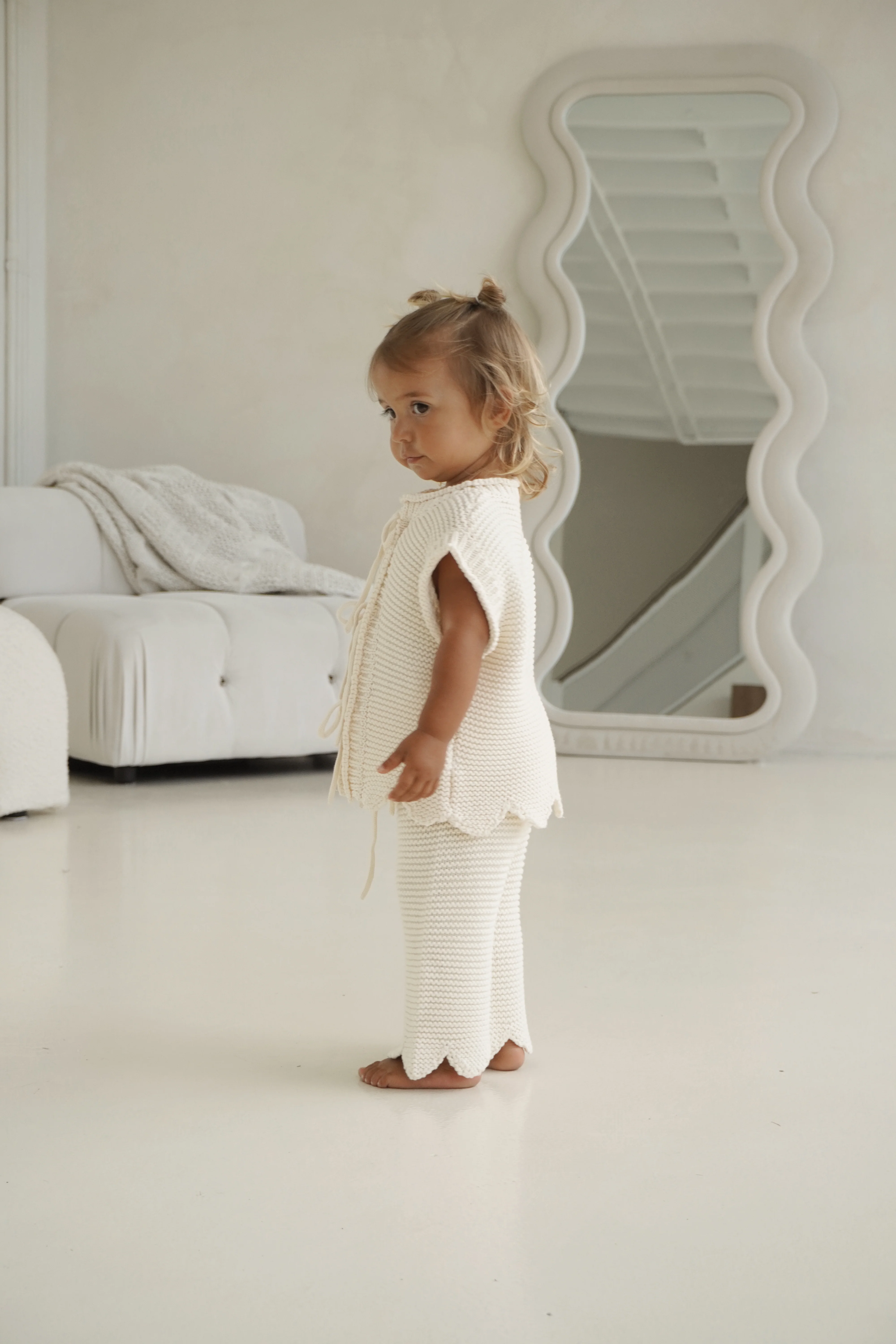 AUDREY FRONT TIE VEST TOP - CREAM - Image 3