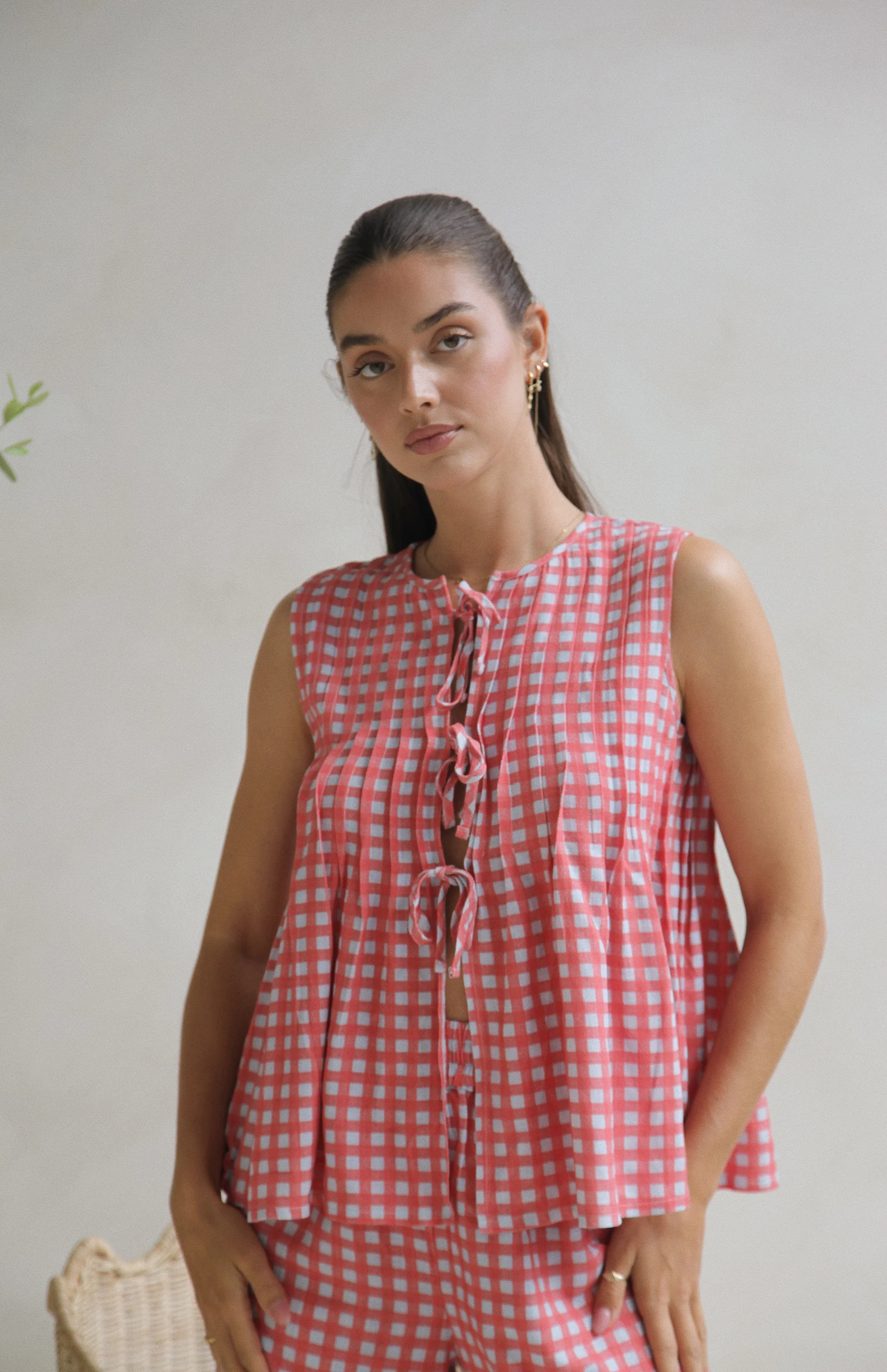 CAPRI GINGHAM PLEAT FRONT TIE TOP - MAMA - Image 5