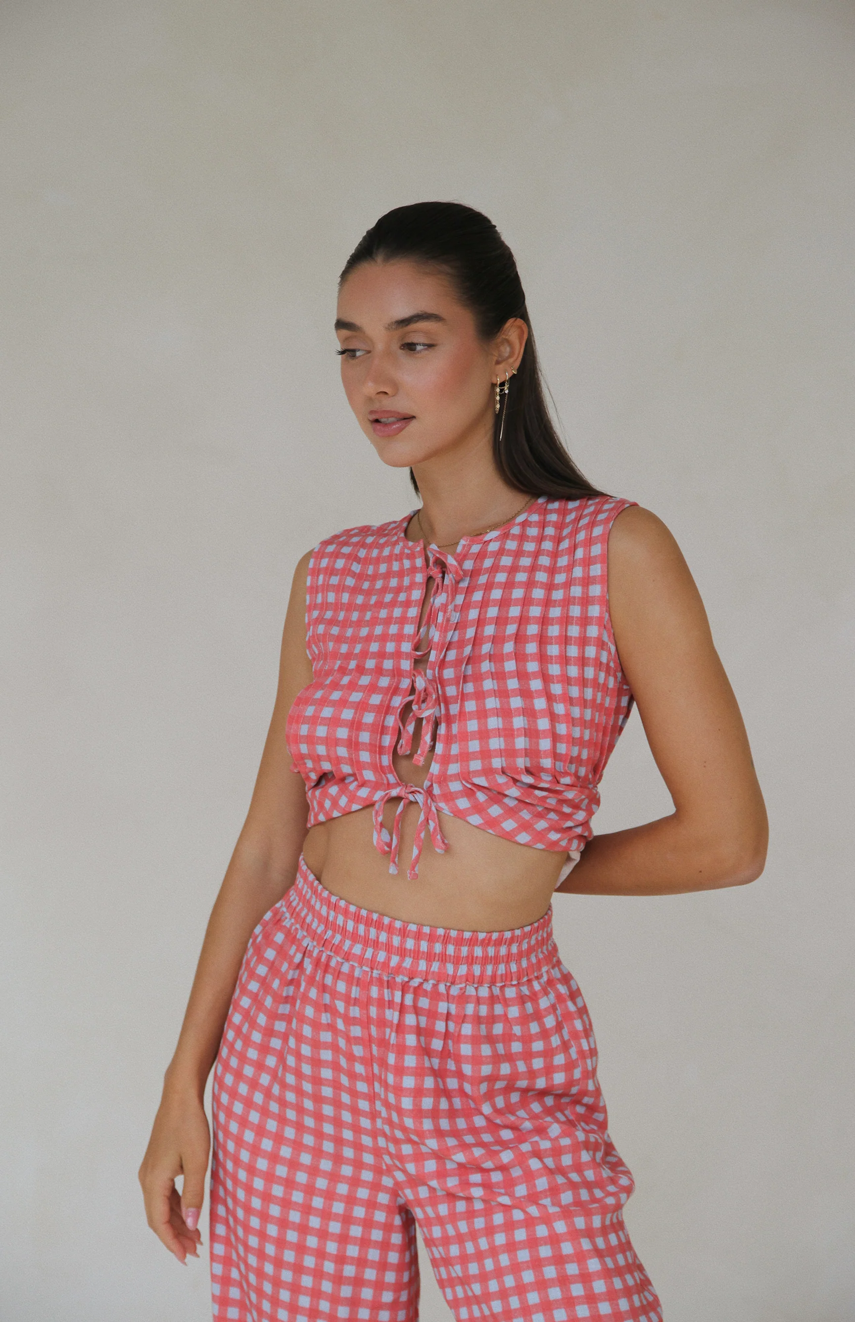 CAPRI GINGHAM PLEAT FRONT TIE TOP - MAMA - Image 8