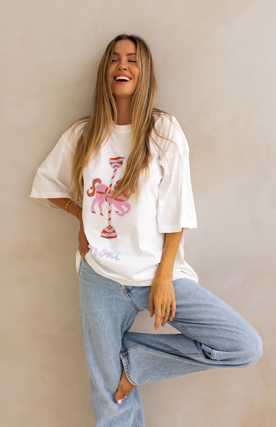 CAROUSEL TEE - MAMA