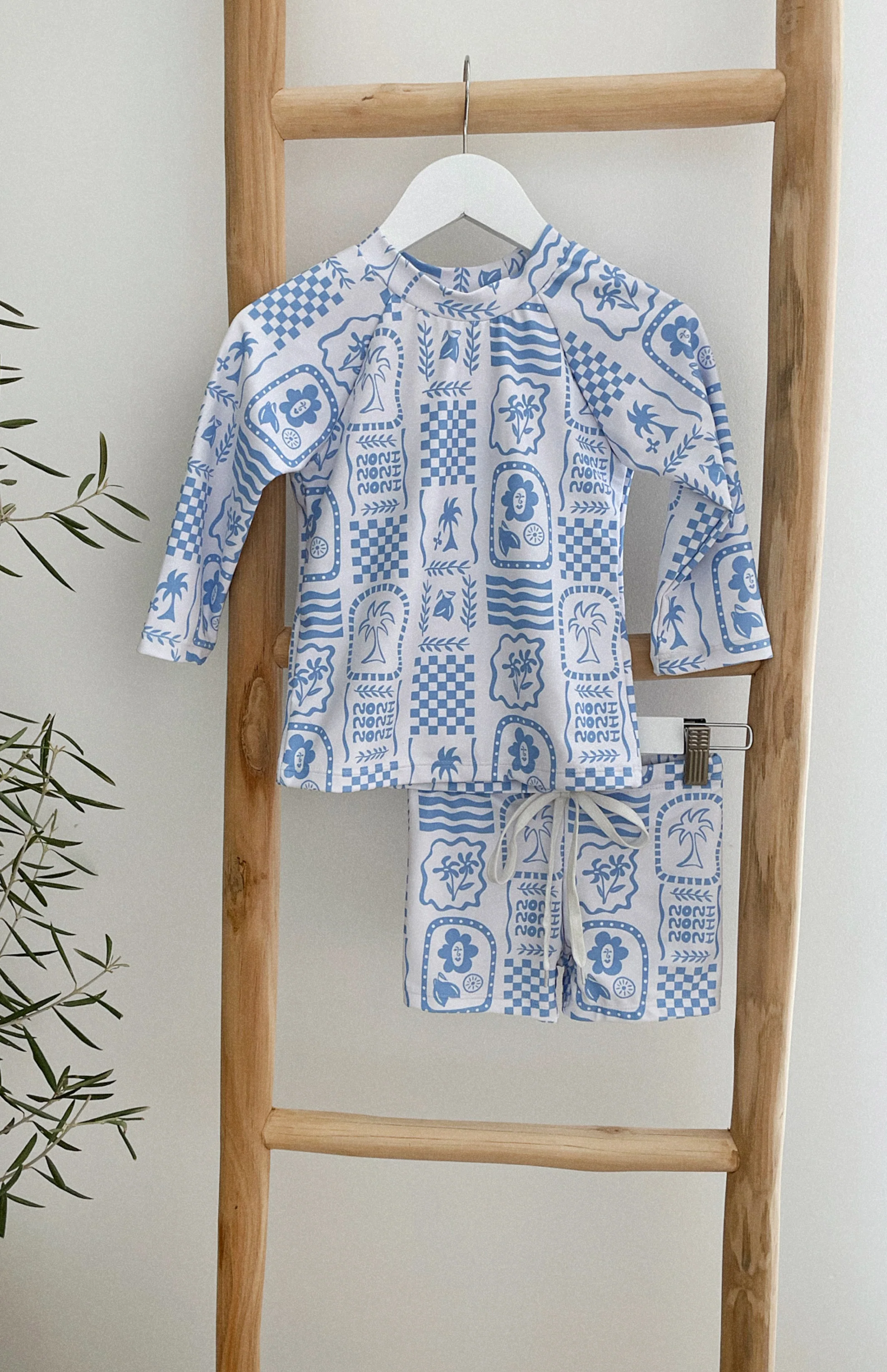 COSTA RASHGUARD + SHORTS SET - MINI - Image 3