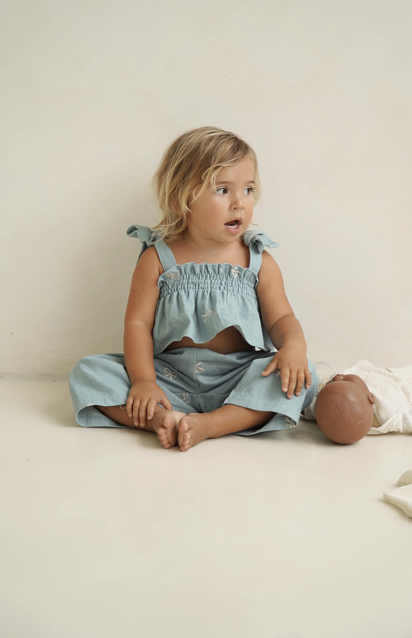 DENIM BOW TIE CROP & PANT SET - Image 4