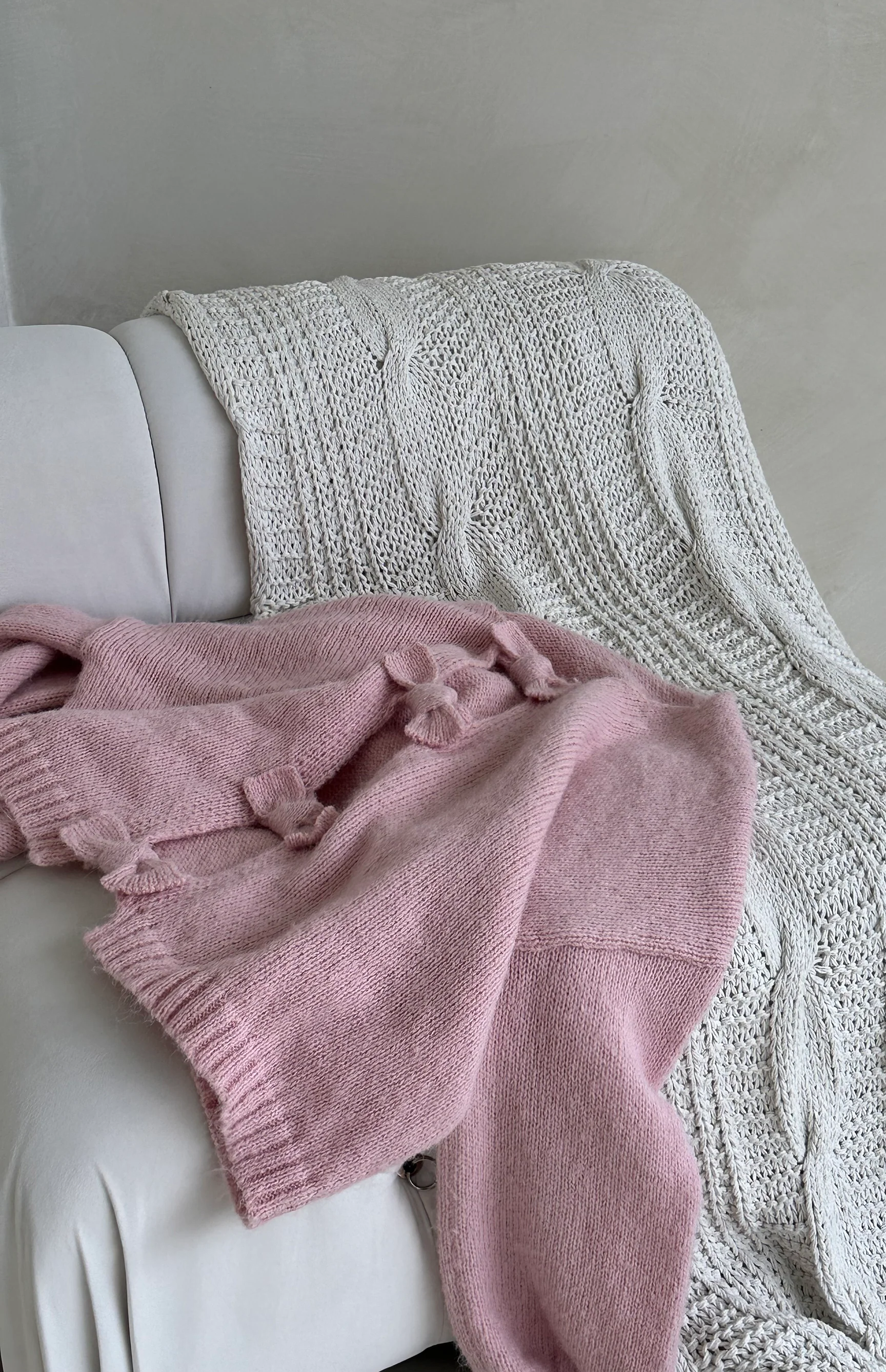 MAMA ELODIE BOW BACK KNIT - BLUSH - Image 9