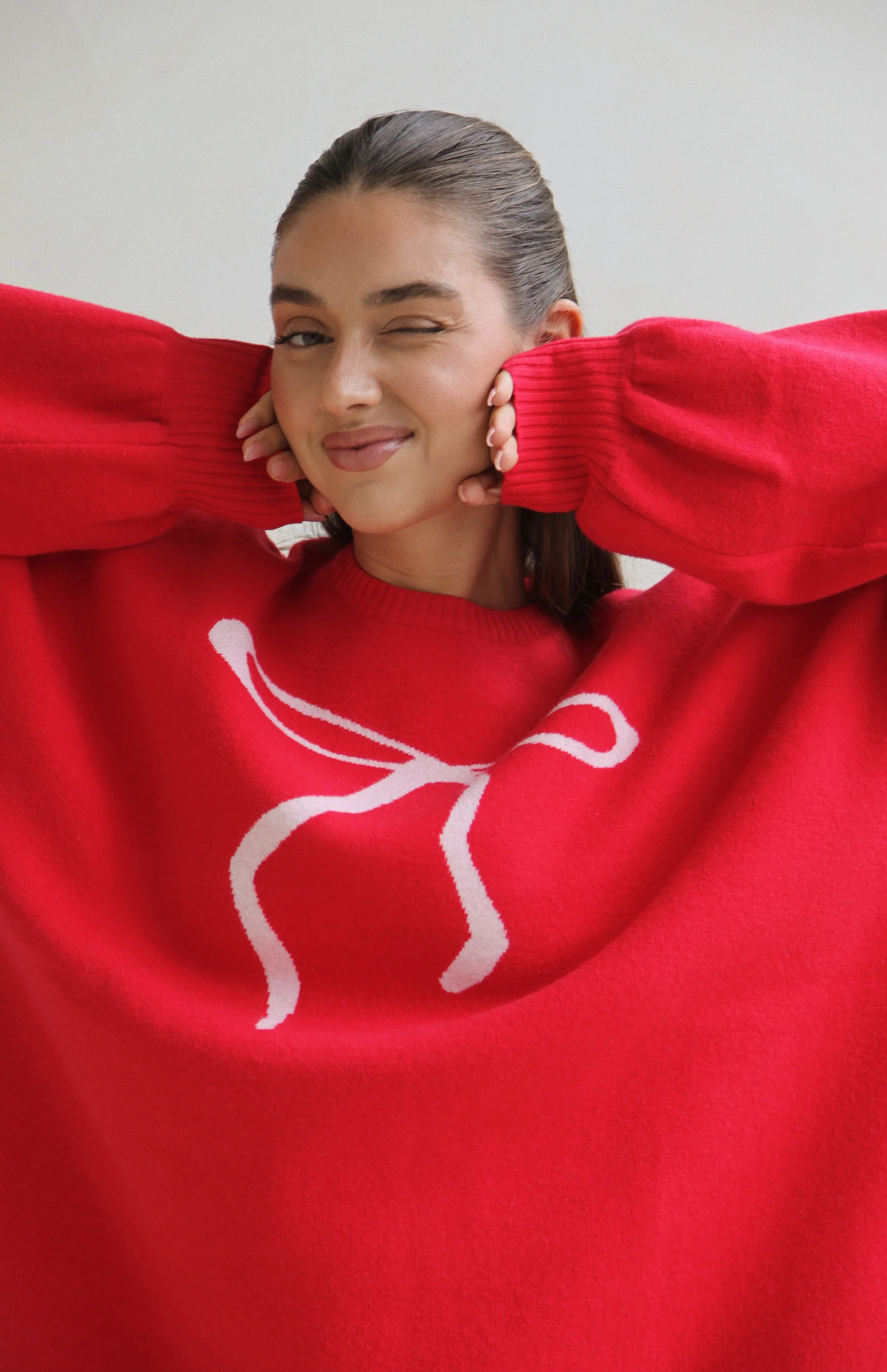 MAMA BOW ME OVER KNIT - RED - Image 3