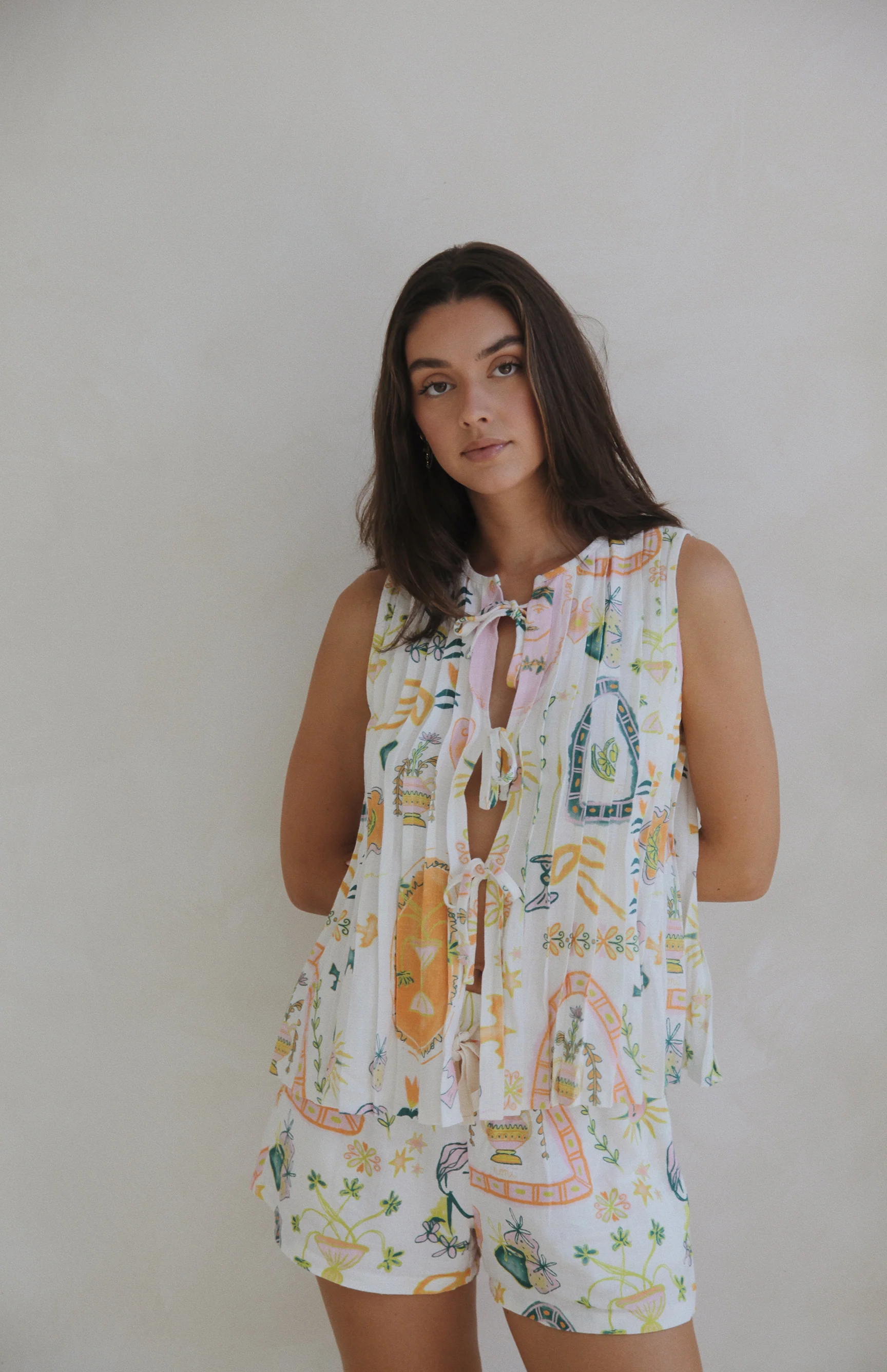 MEDITESSA PLEAT FRONT TIE TOP - MAMA - Image 2