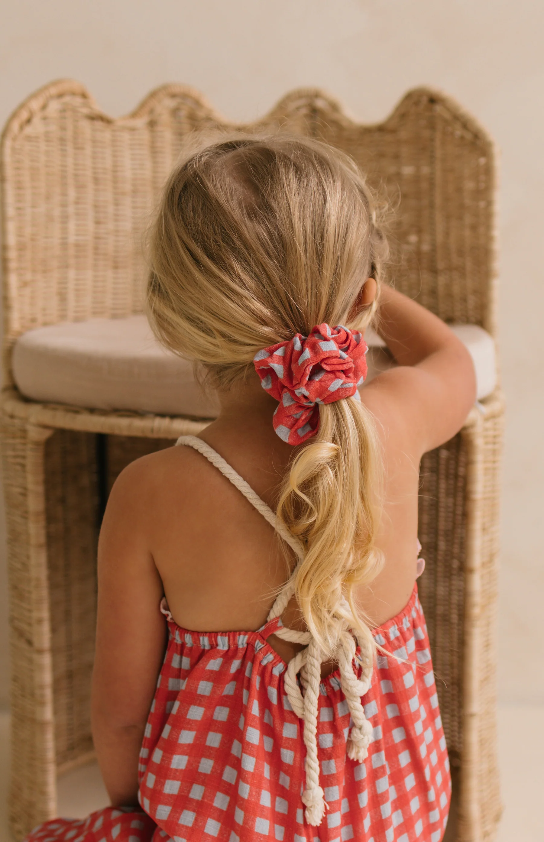 MINI SCRUNCHIE - CAPRI GINGHAM - Image 3