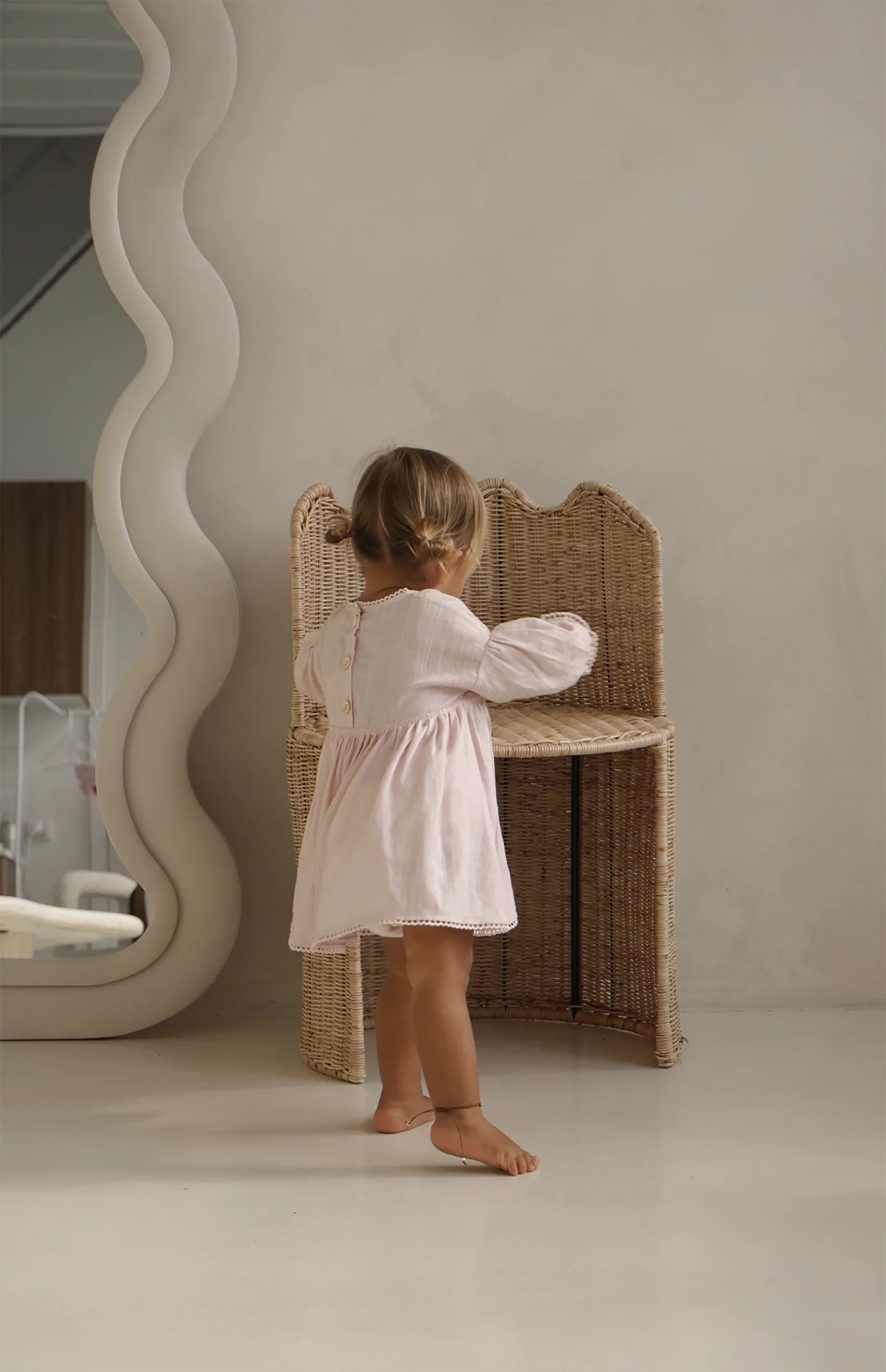NOELLE DRESS - BLUSH - Image 4