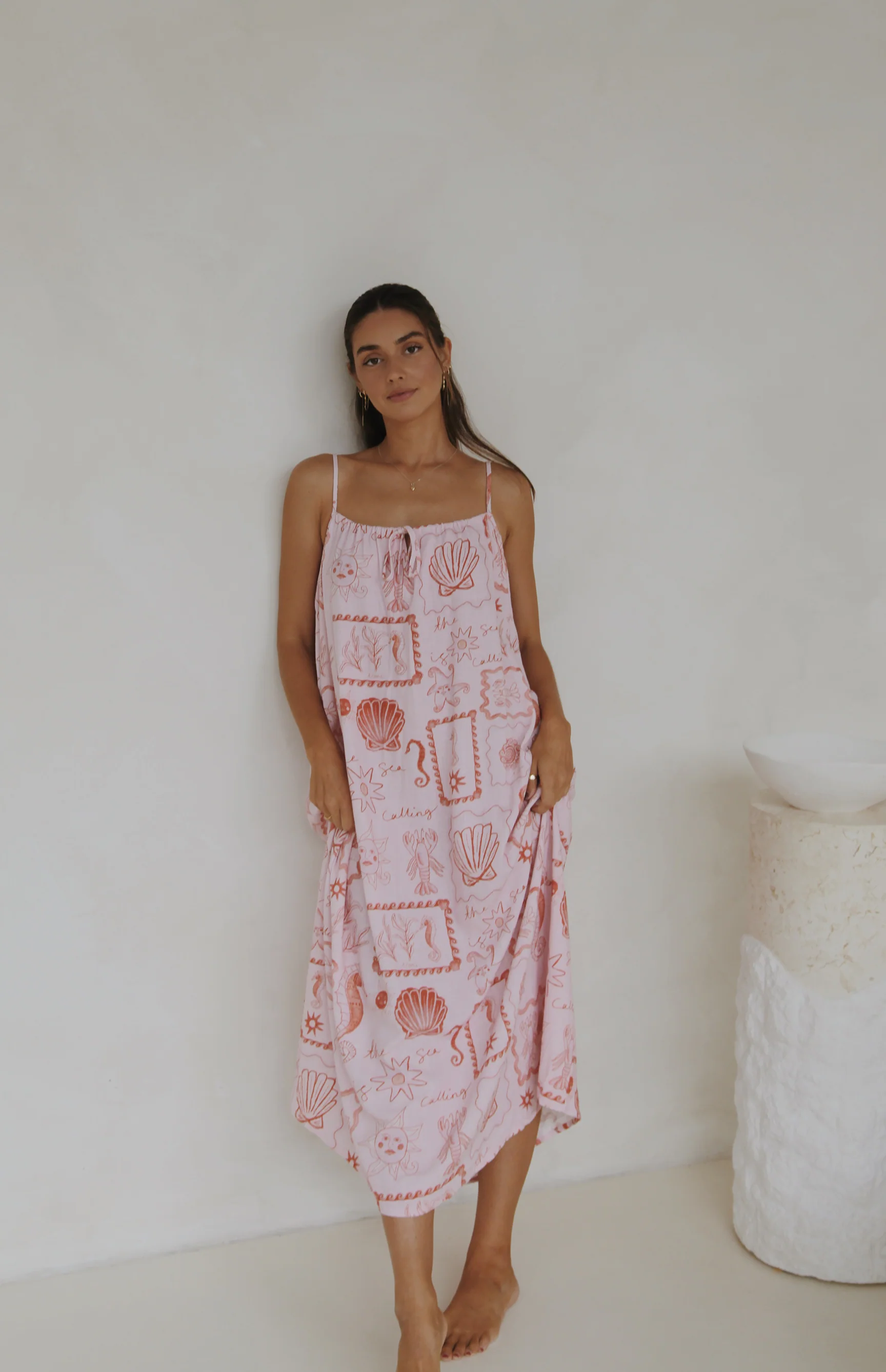 SEA IS CALLING DRESS PINK/RED- MAMA - Image 2