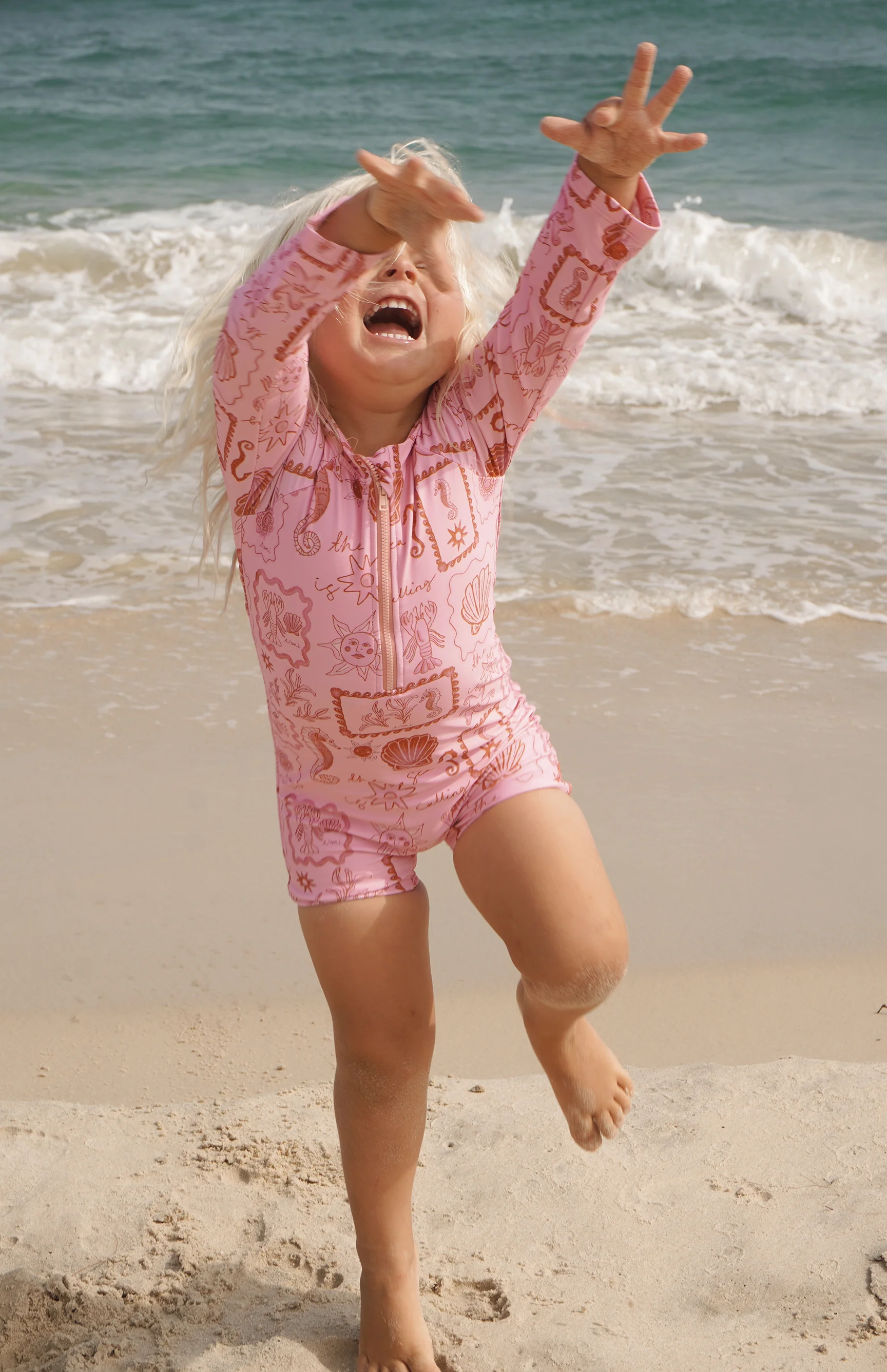 SEA IS CALLING RASH SUIT PINK/RED- MINI - Image 4